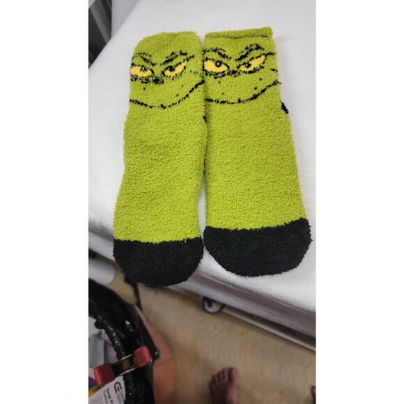 Dr Seuss The Grinch NAUGHTY Ugly Christmas Pajamas S/CH - Picture 5 of 10